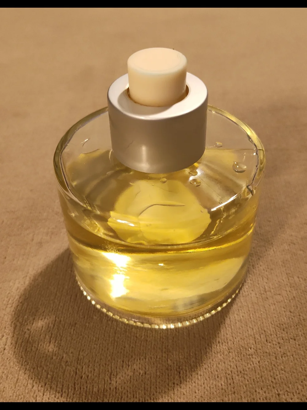 NEW! Reed Diffuser Set with 1 5pk Reeds - Picture 3 of 10